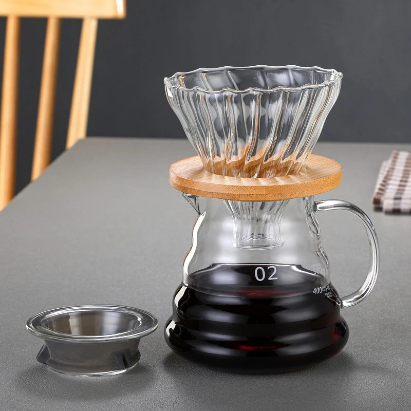 Cafeteira com Filtro de Vidro Borossilicato Com Tampa 600ml