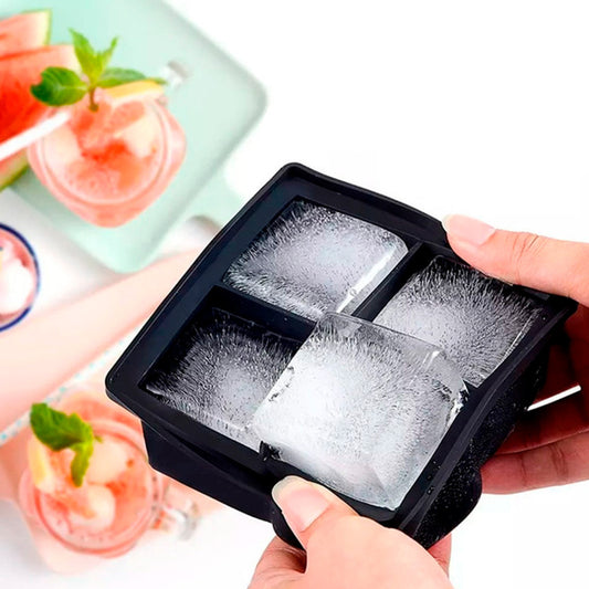 Forma de Gelo de Silicone Grande 4 Cubos
