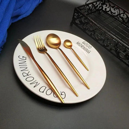 Jogo de Talheres Dourados Slim 24 Peças em Aço Inox